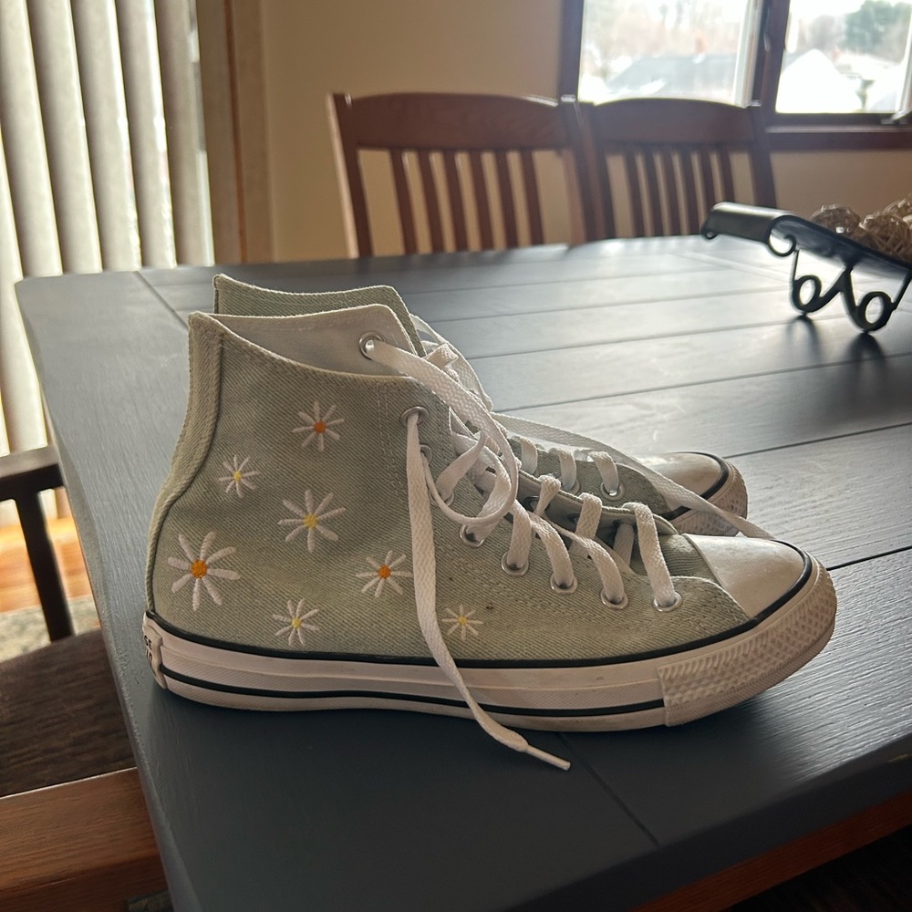 Customized Floral Embroidered High-Top Converse